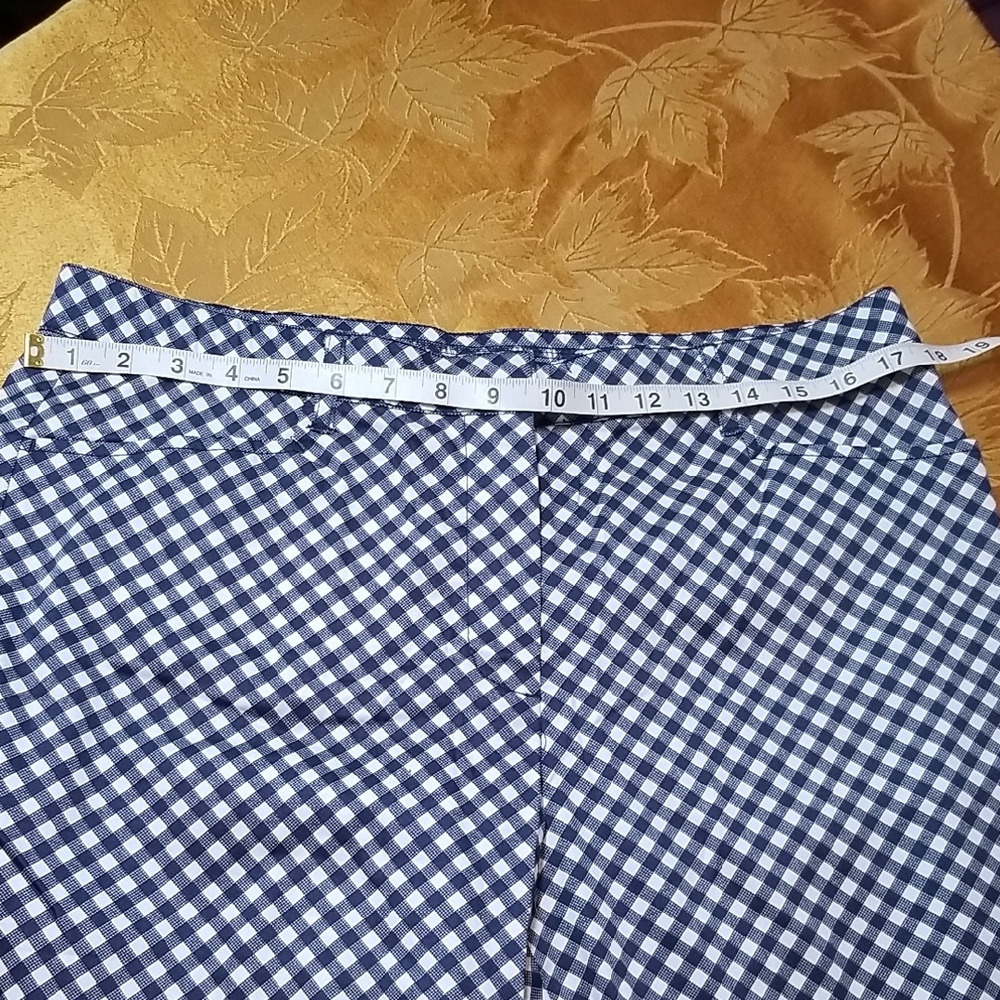 Isaac Mizrahi ladies pant.
